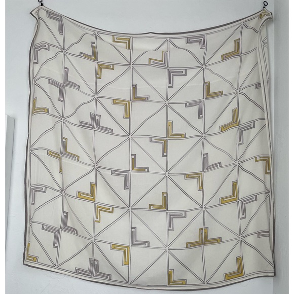 Urban Outfitters Wall Tapestry - Picture 2 of 6